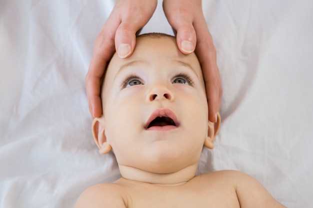 Симптомы белого налета на губах у новорожденного